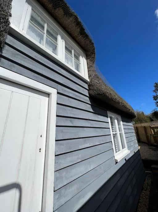The Shack - Thatched Self Contained Annex Collingbourne Ducis Bagian luar foto